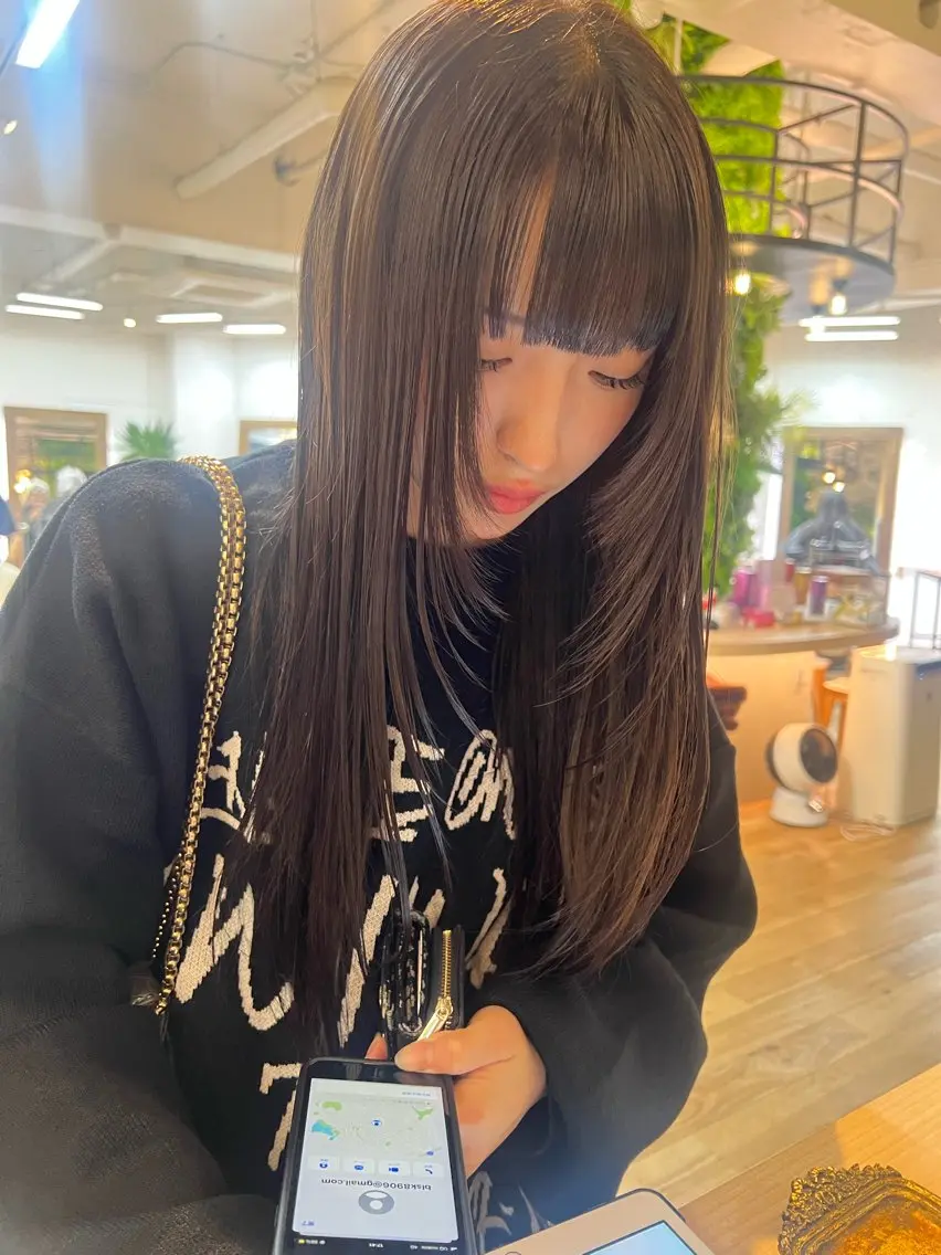 ロング 顔まわりレイヤー レイヤーカット カット ヘアカラー 縮毛矯正 🩶レイヤーカット/ さわ🩶のヘアスタイル