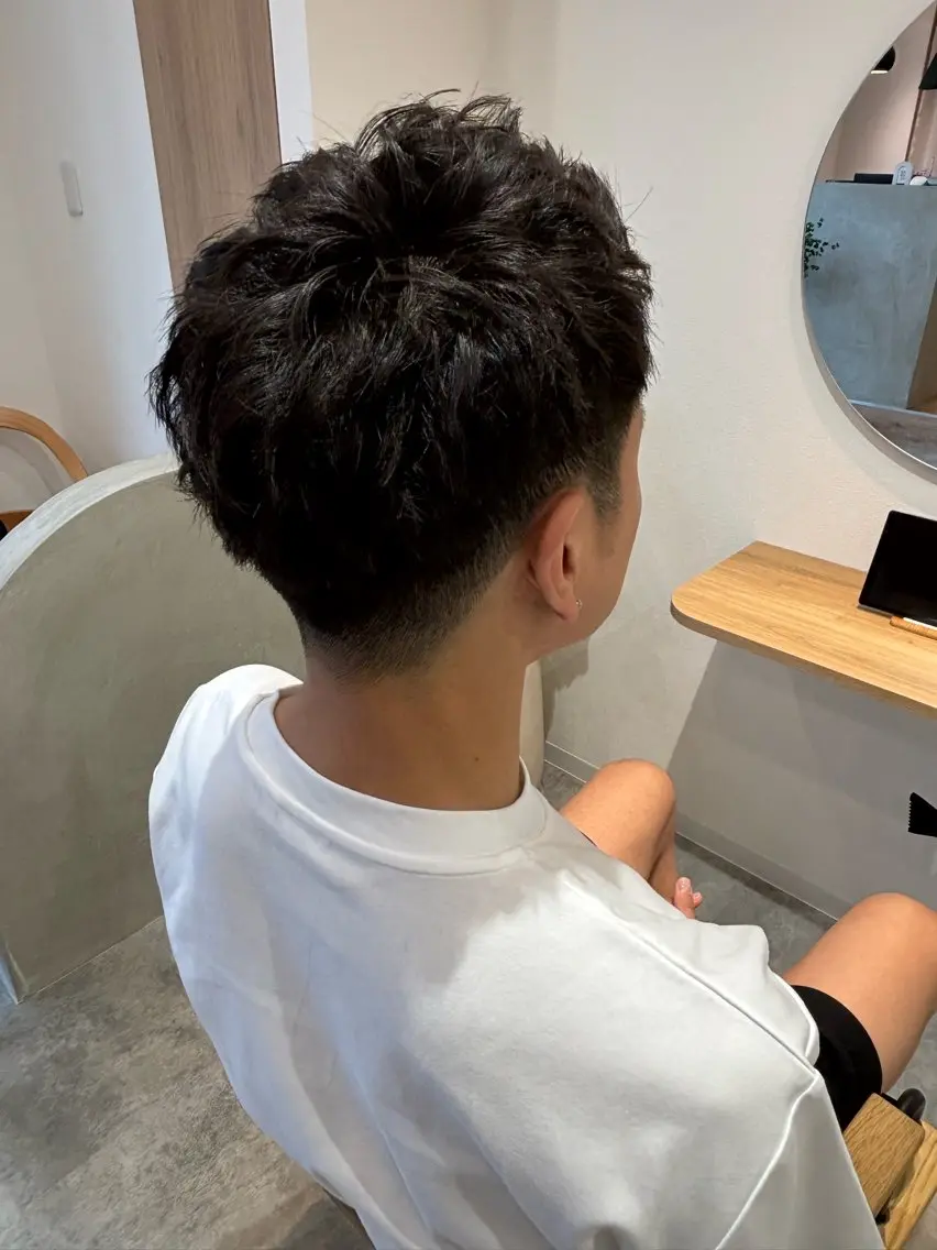 メンズ 刈り上げ カット ヘッドスパ 白岩 良子のヘアスタイル
