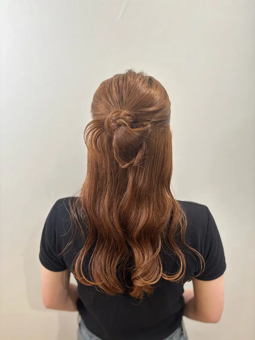 ロング ヘアアレンジ ハーフアップ 森元 りこのヘアスタイル