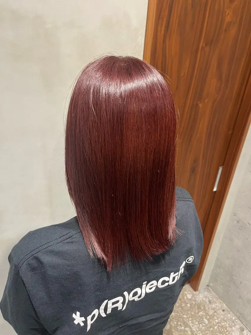 ミディアム カラー レッドカラー ルビー トリートメント ヘアカラー 田﨑 礼恩のヘアスタイル