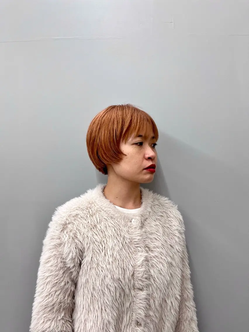ショート カラー ブリーチ ハイトーンカラー 顔周りカット ショートヘア ヘアカラー トレンドパーマ☝️ 🌱ショート/緒方椋のヘアスタイル
