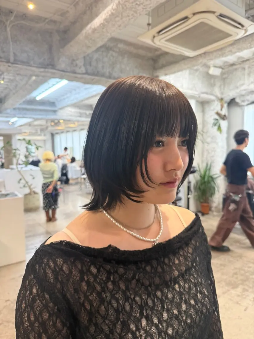 ミディアム ボブ 顔周りカット カット SAKI /レイヤー/ベージュのヘアスタイル