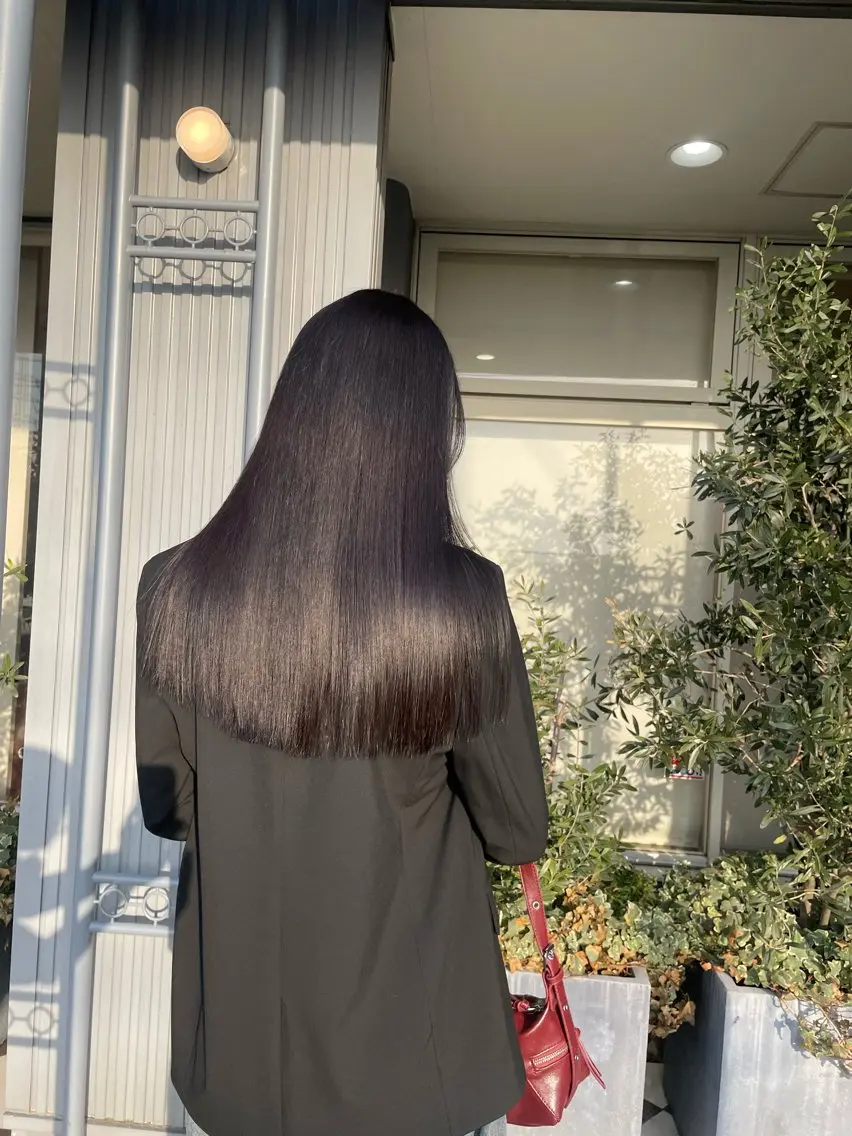 ロング 石戸 春菜のヘアスタイル