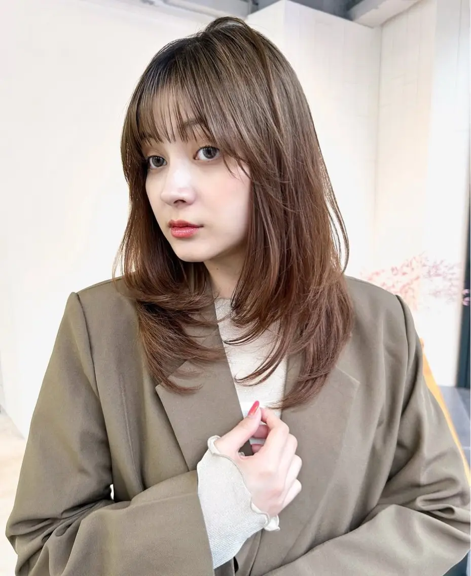 セミロング レイヤーカット 🌸メンズカット 特化⭐️のヘアスタイル