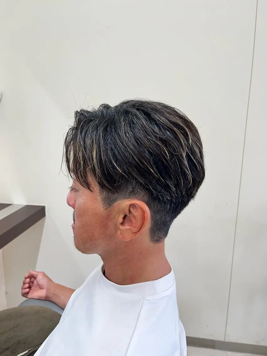 ショート メンズ センターパート 🧊メンズ特化🧊 高木航希のヘアスタイル