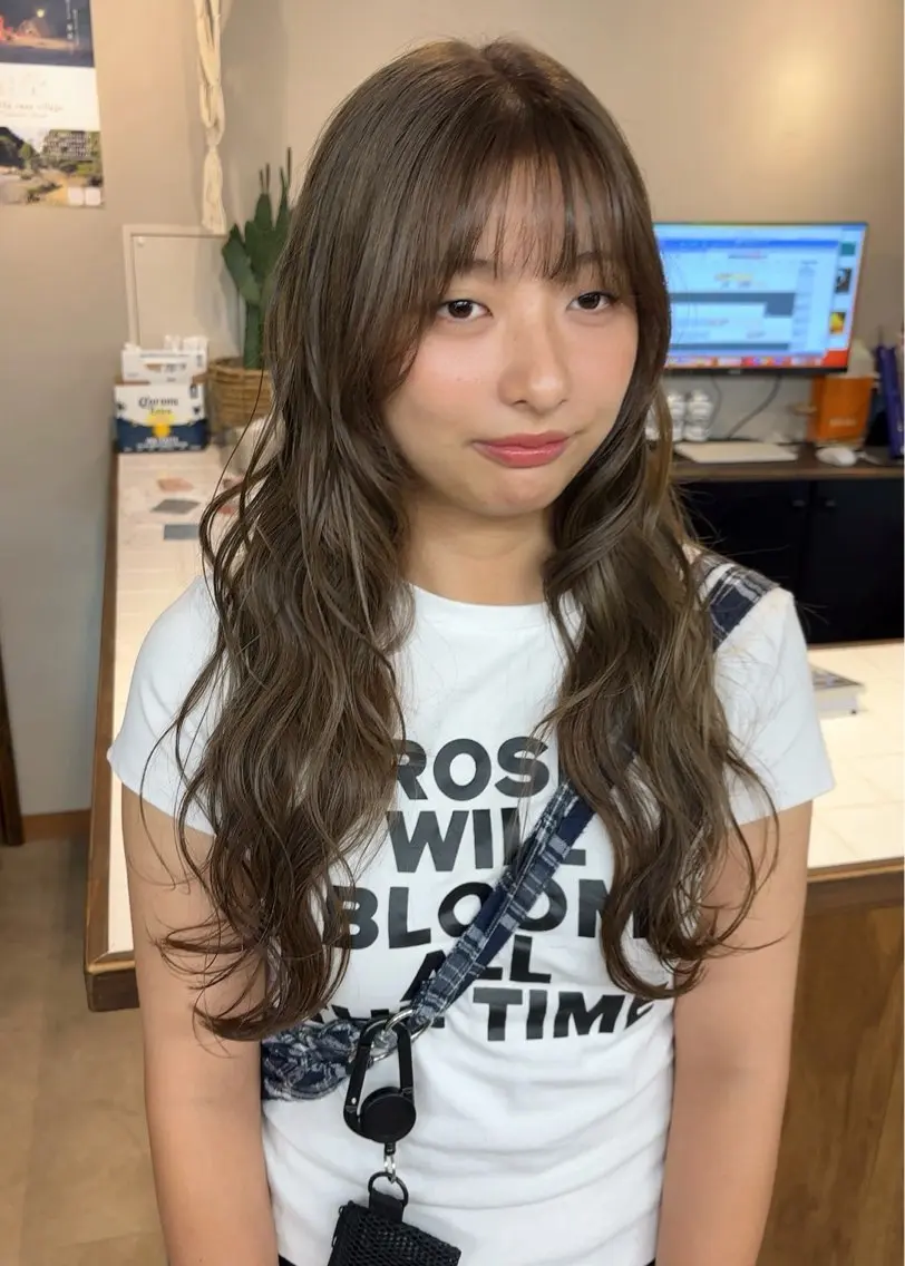 カラー ベージュカラー 透明感カラー オリーブベージュ ヘアカラー HIGA 🐾のヘアスタイル