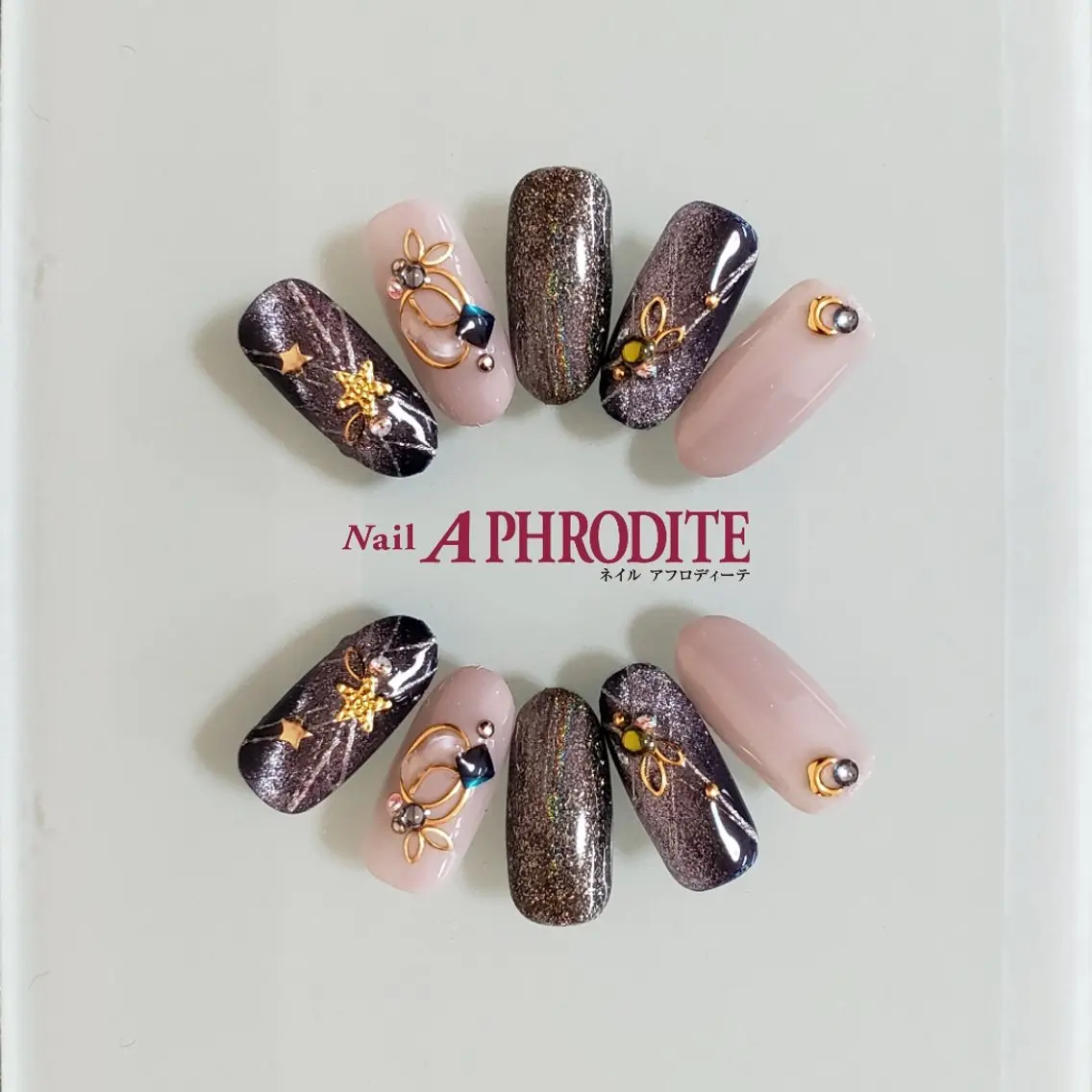 ネイル ジェルネイル ニュアンスネイル スカルプネイル ソフトジェル ネイルチップ ハンドネイル Nail Aphroditeのネイルデザイン