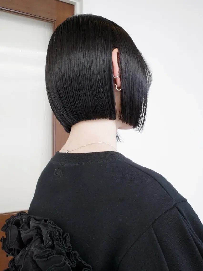 ショート カット ヘアカラー 葉 /レイヤーカットのヘアスタイル