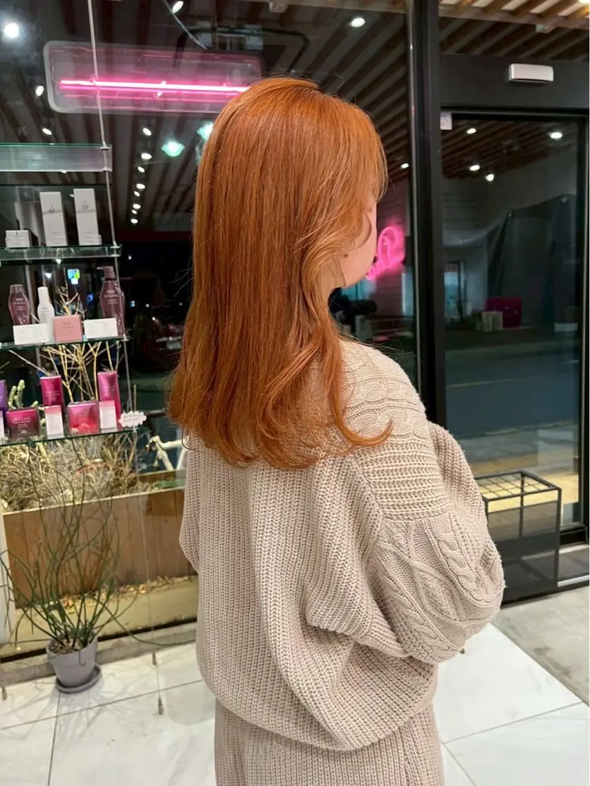セミロング 💕モデル募集中💕 MAINA"のヘアスタイル