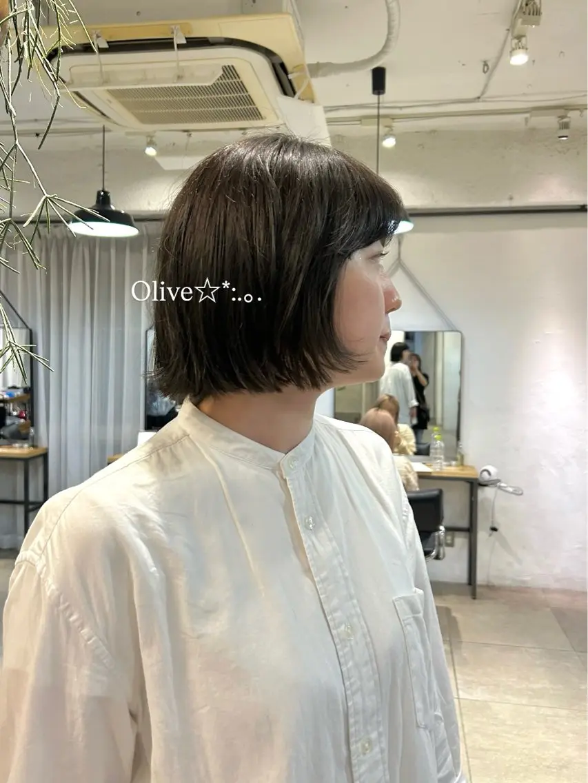 カラー ヘアカラー トリートメント lomalia moekaのヘアスタイル