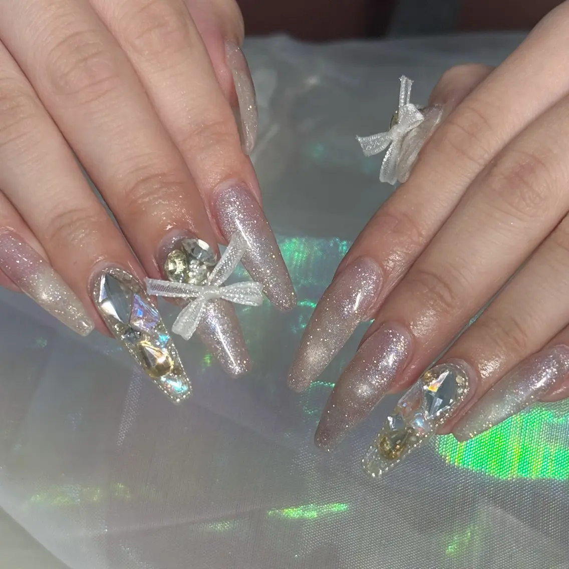 ネイル ハンドネイル フットネイル LAVISH nanamiのネイルデザイン
