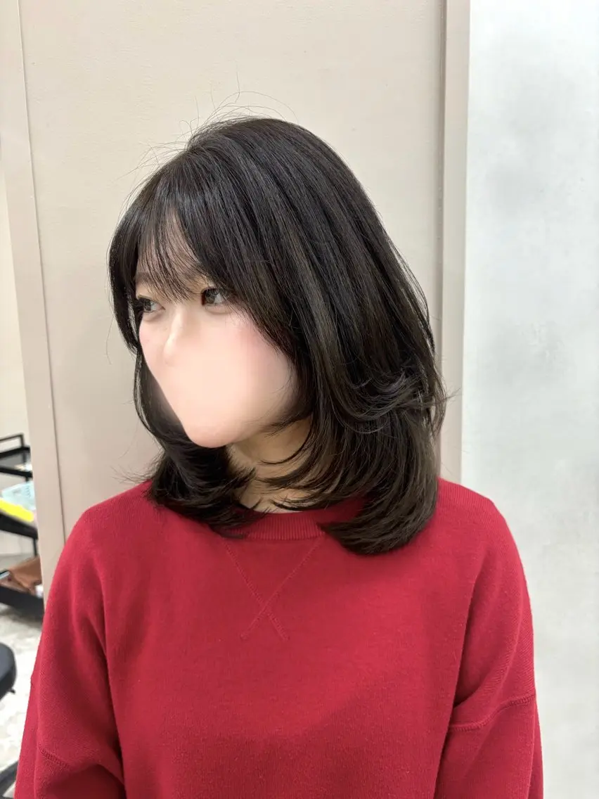 ロング ボブ レイヤーカット カット ヘアカラー トリートメント コトネ🫧 韓国風レイヤーカットのヘアスタイル