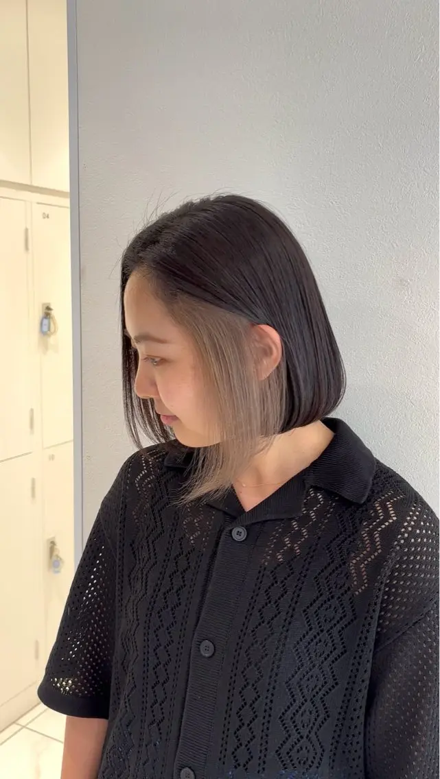ミディアム ハイトーンカラー🤍 やない せいらのヘアスタイル