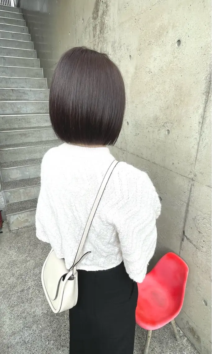 ショート カラー 日高 香織のヘアスタイル
