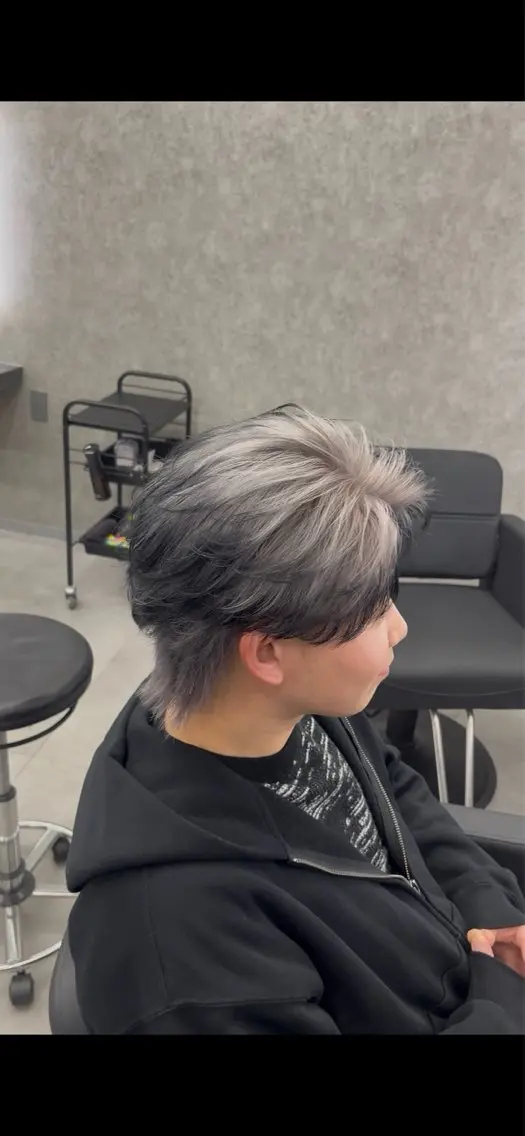 ショート カラー ヘアアレンジ メンズ シルバー ホワイトシルバー カット ヘアカラー ヘアセット 【札幌メンズ特化】 🔥RIKU🔥のヘアスタイル