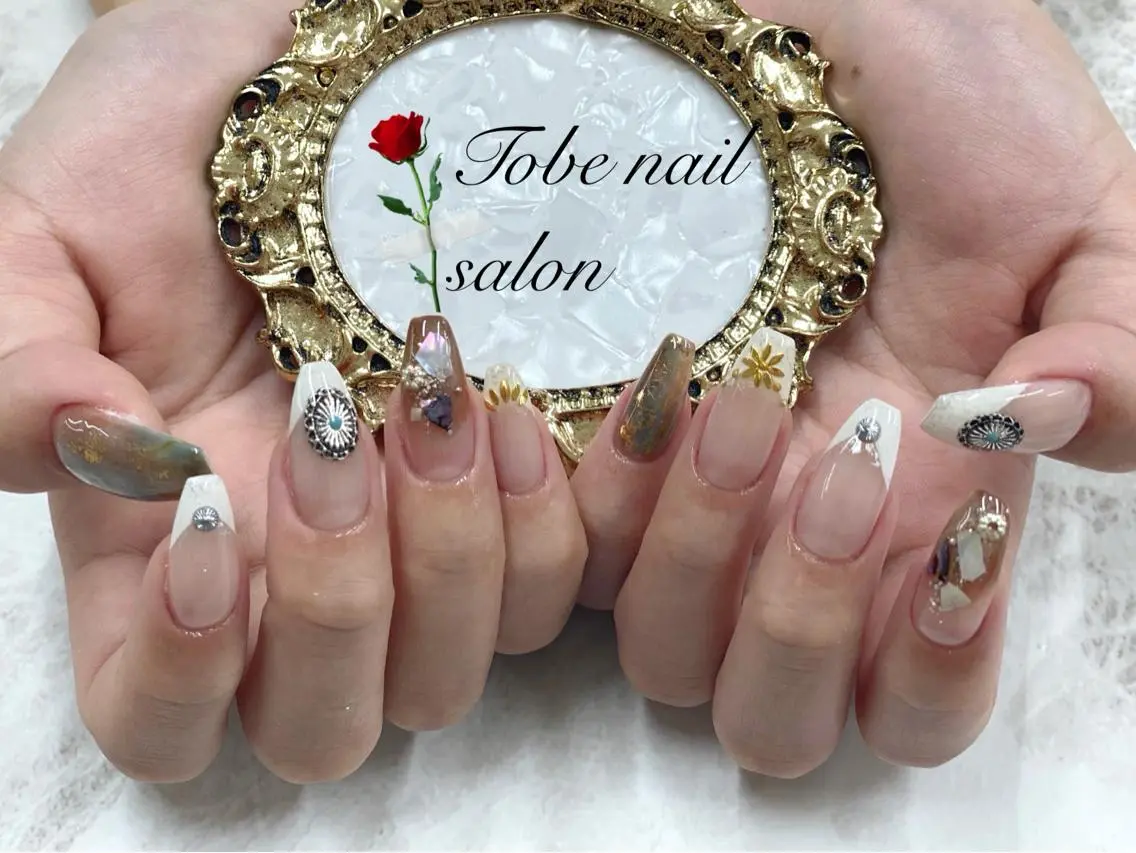 ネイル ハンドネイル ハンドケア Nail Salon To Beのネイルデザイン