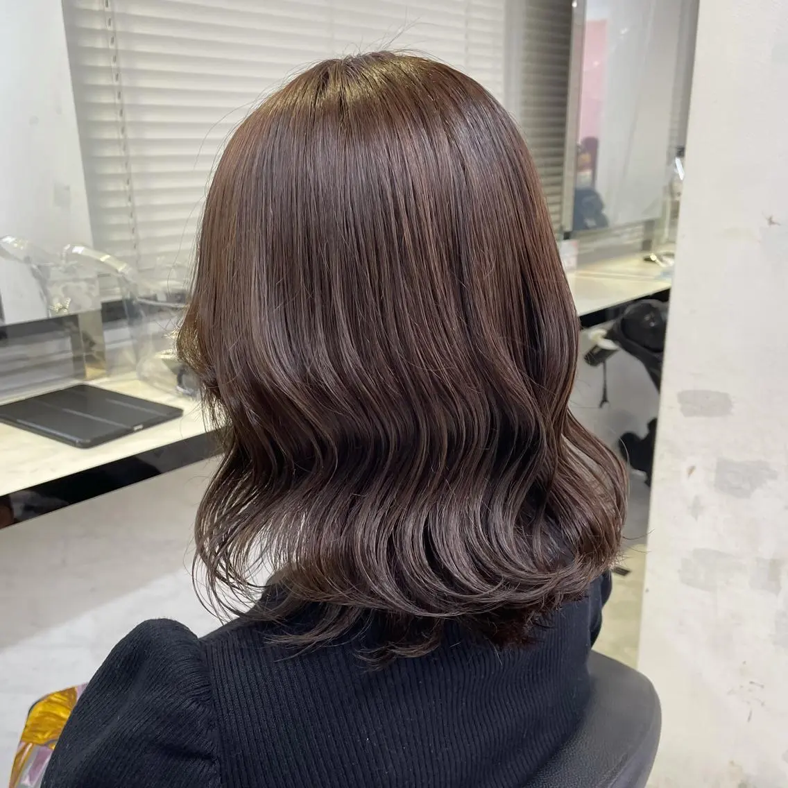 ミディアム カラー ヘアアレンジ ヘアカラー トリートメント ヘアセット ピンク・ベージュ🩰 カラー🫧とらのヘアスタイル