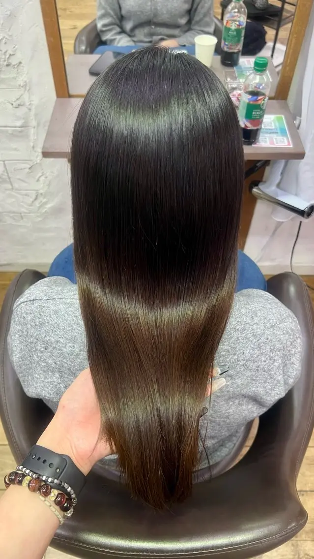 ロング カット 縮毛矯正 ❤︎peqss❤︎ 菅野  杏実のヘアスタイル