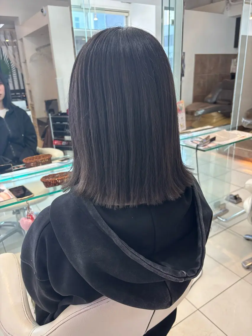ミディアム ブリーチ透明感カラー /レイヤー👗しずかのヘアスタイル