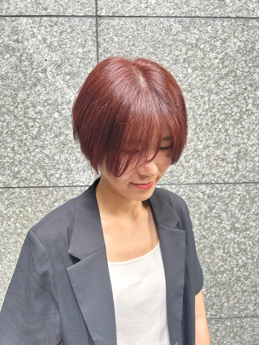 ショート カラー ブラウンカラー 三輪 南月のヘアスタイル