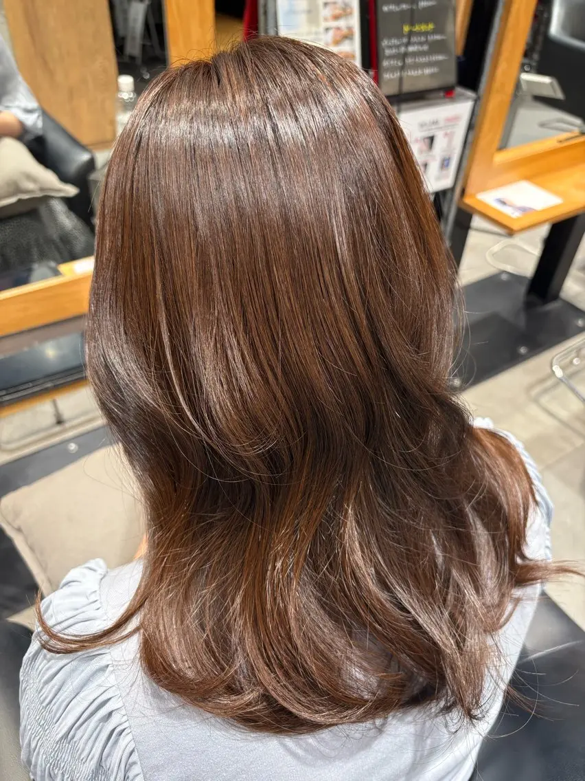 ロング ヘアカラー 眞鍋 瑠斗のヘアスタイル