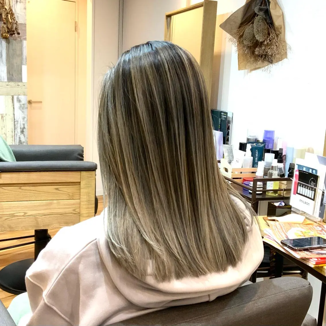 セミロング レイヤーカット 🍀favori🍀 kanekoのヘアスタイル
