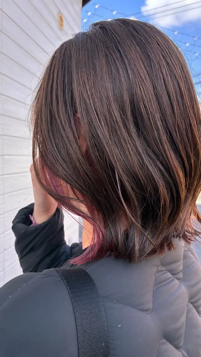 ショート カラー インナーカラー ビヨウシツトリコ よねたにみなのヘアスタイル