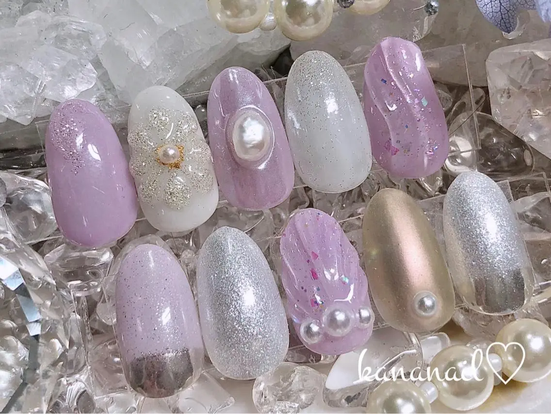 ネイル フラワーネイル ミディアムネイル ぷっくりネイル kananail🎀 桜木町ネイルのネイルデザイン