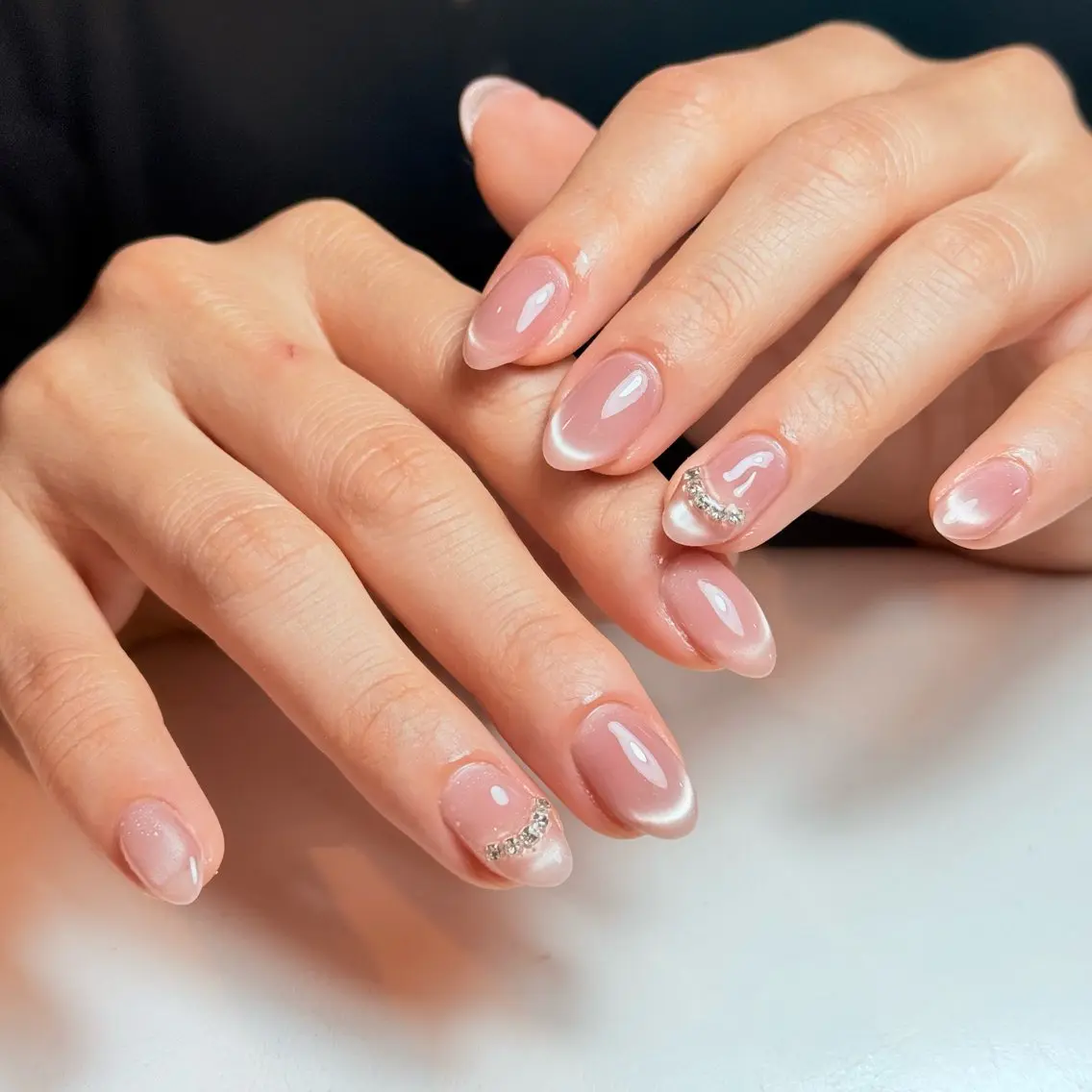 ネイル チークネイル フレンチネイル グラデーション キラキラネイル 韓国ネイル ハンドネイル Risa_ Nailのネイルデザイン