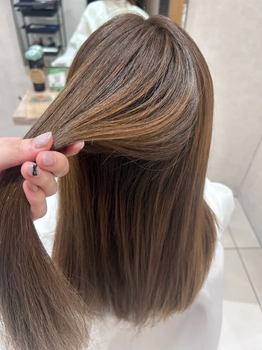 ロング 伸ばしかけ 縮毛矯正 モデル様募集中 みき🎀のヘアスタイル