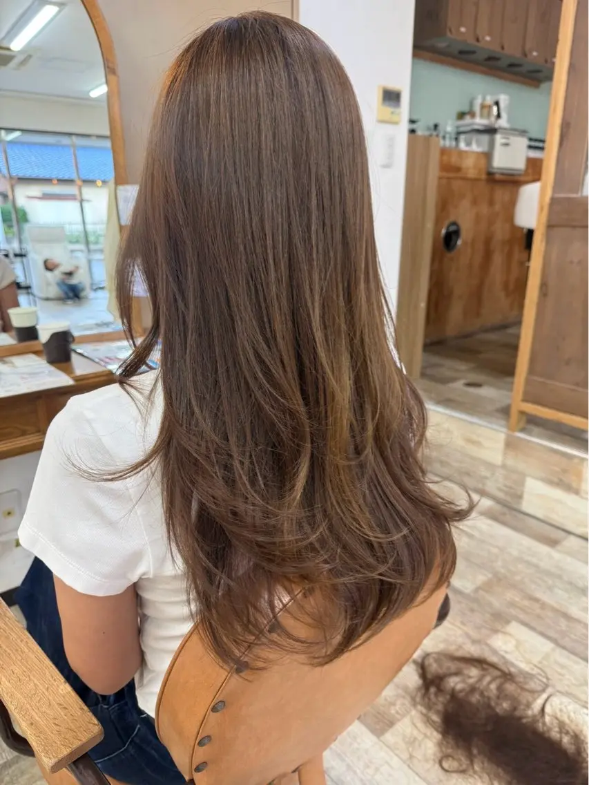 ロング ヘアカラー Rin ku-to andCのヘアスタイル