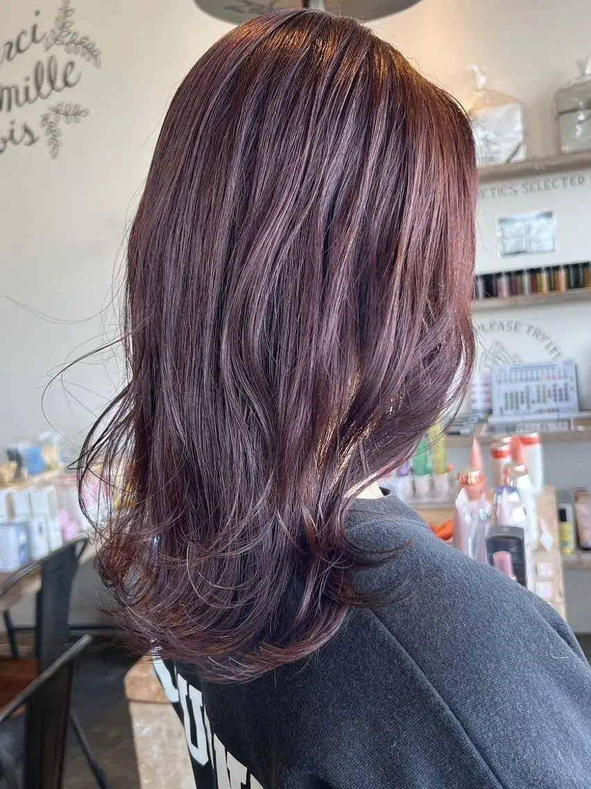 ミディアム カラー ヘアカラー 岸下 理緒のヘアスタイル