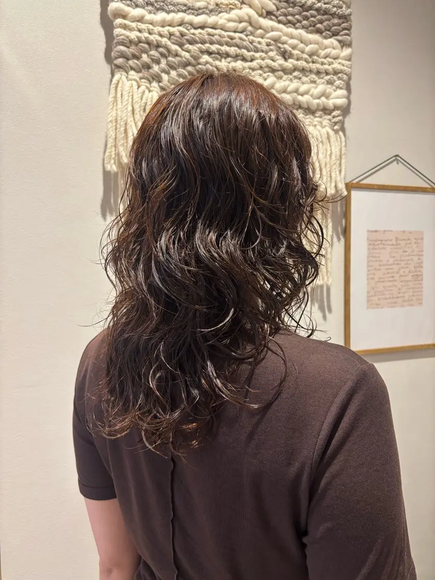 ロング パーマ レイヤーカット 工藤 暖のヘアスタイル