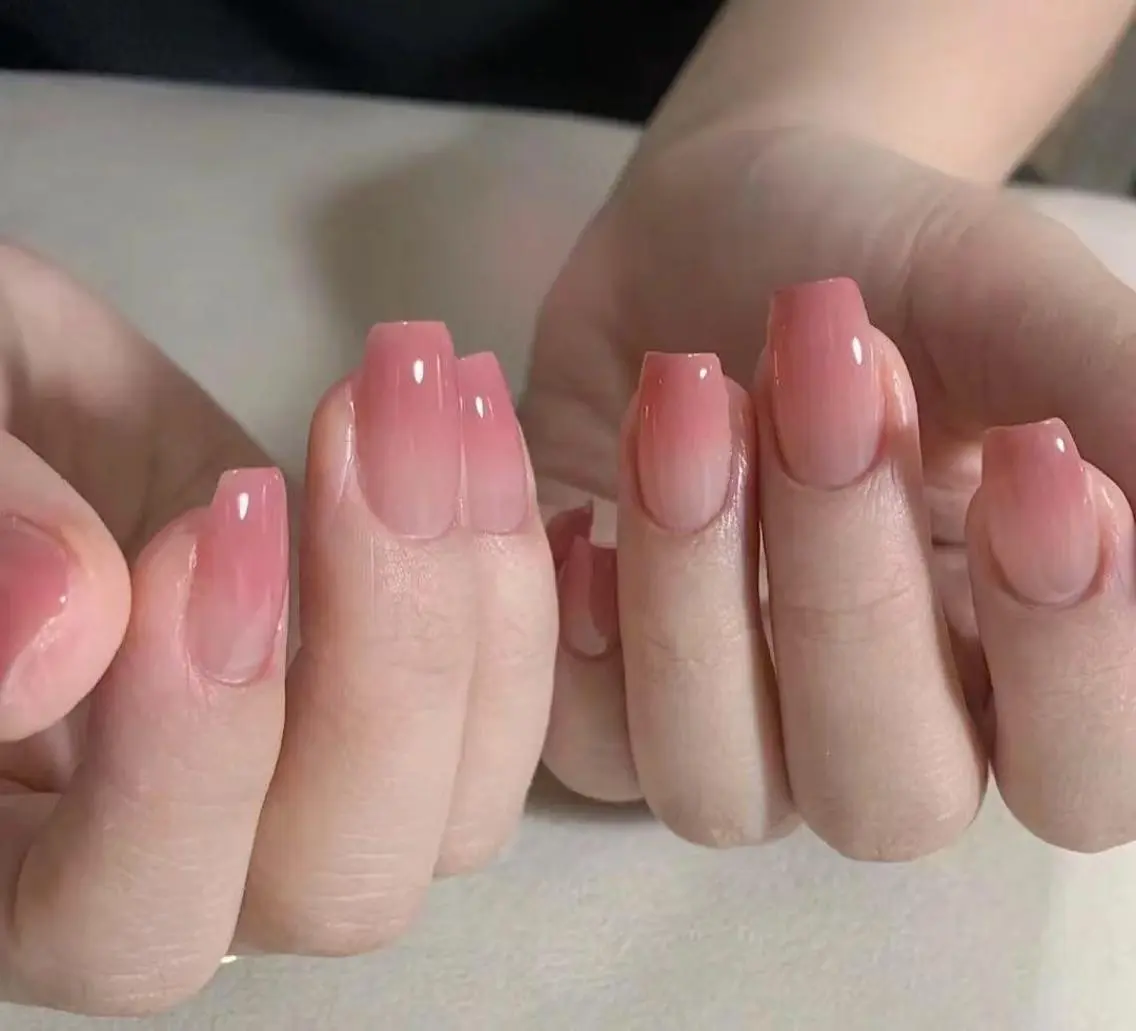 ネイル ハンドネイル Pure&Rich Nailのネイルデザイン
