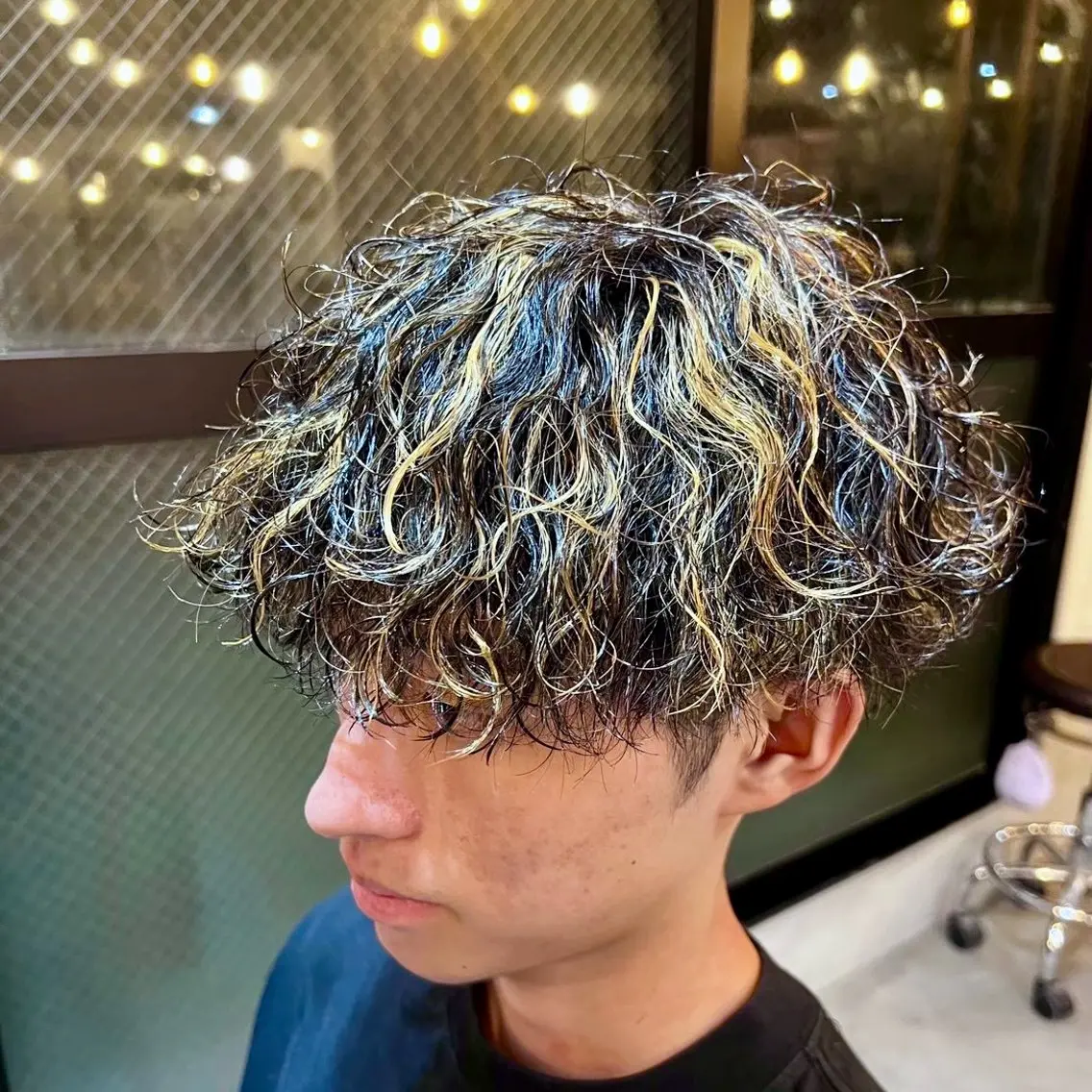 ショート パーマ メンズ シャドウ ツイスパ ニュアンスおがたのヘアスタイル