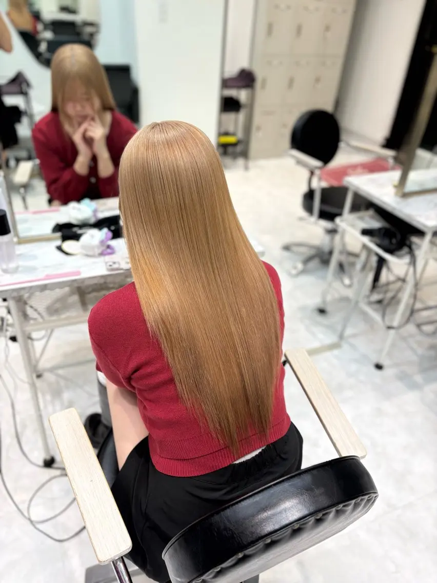 ロング カラー ヘアカラー トリートメント ヘアセット 色落ち綺麗🩰ハイ トーン🎀RINKAのヘアスタイル