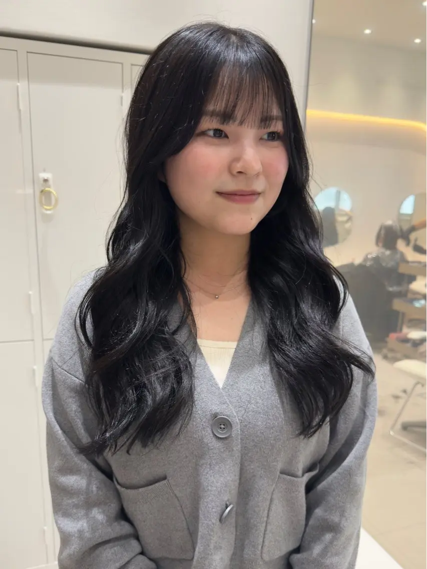 ロング カラー 透明感カラー レイヤーカット トリートメント カット ヘアカラー トリートメント Zina京都河原町 maikaのヘアスタイル