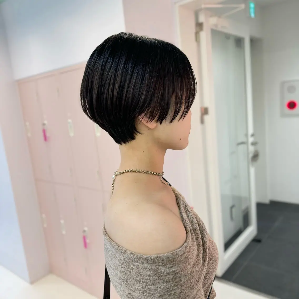 ショート ハイトーン/韓国 ヘア momo˚✧₊のヘアスタイル