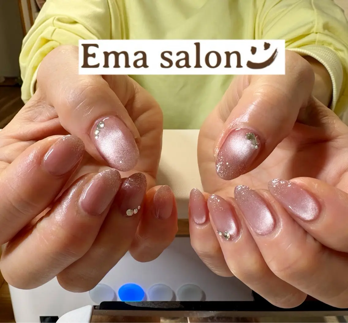 ネイル 持ち込み ハンドネイル Ema salon hiromiのネイルデザイン