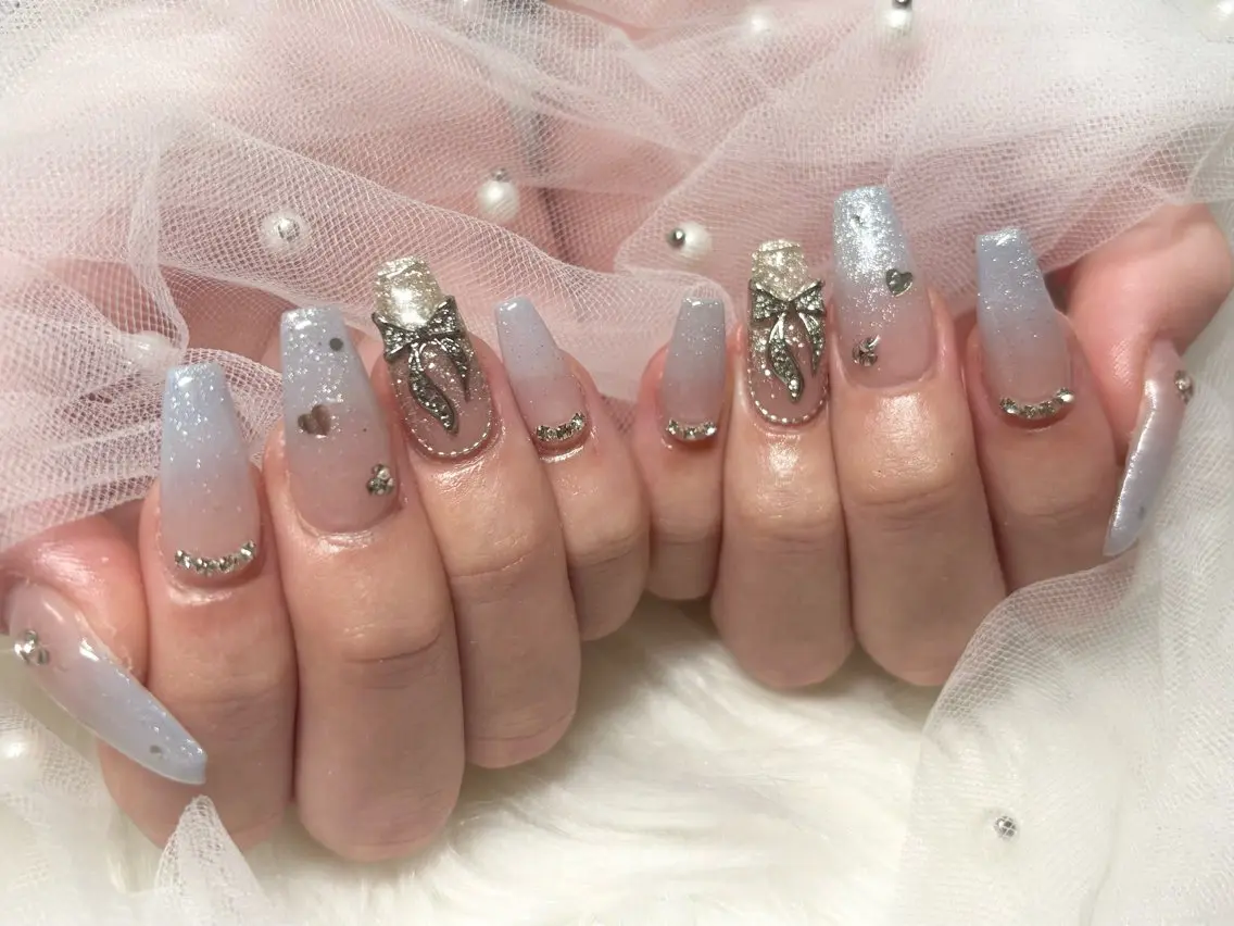 ネイル Roi ayanaのネイルデザイン