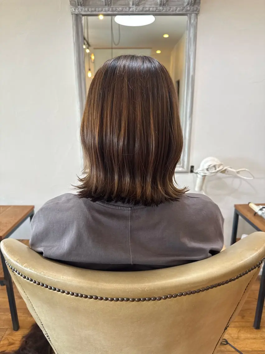 ミディアム くびれヘア Babylone 飯尾 香音のヘアスタイル