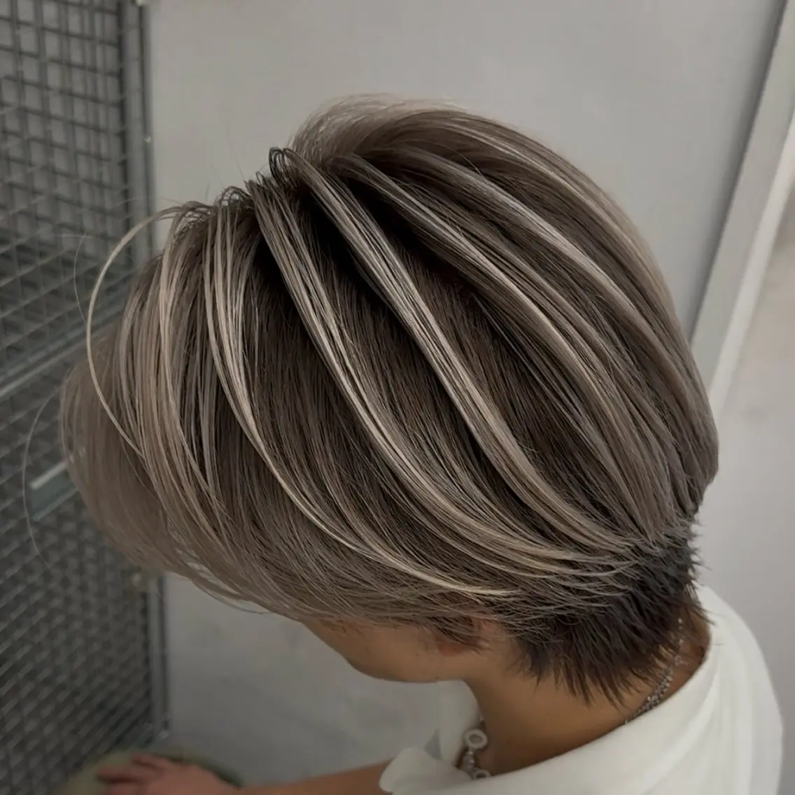 ミディアム カラー パーマ ヘアアレンジ メンズ メンズバレイヤージュ 🌫ハイライトのヘアスタイル
