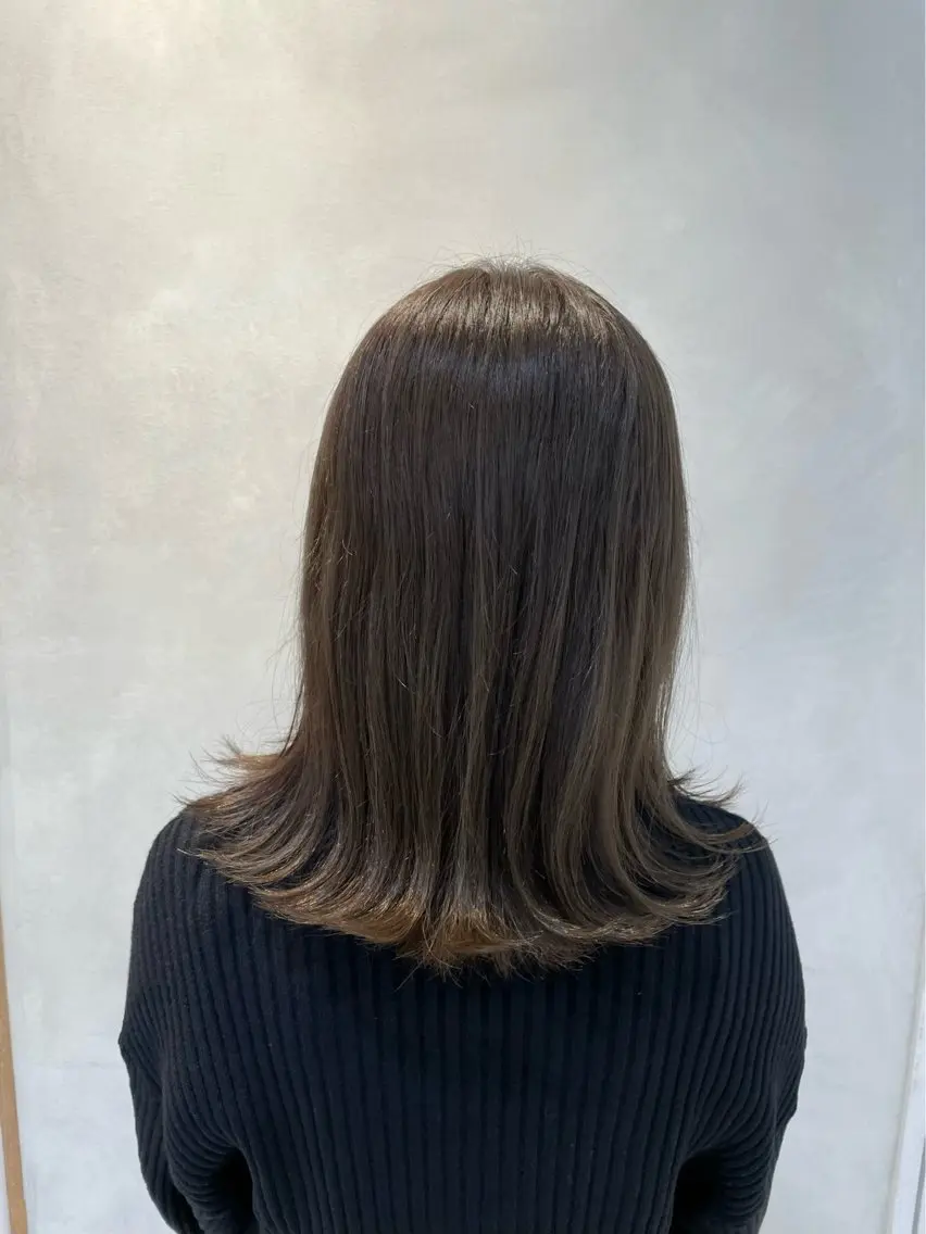 カラー 白井 雪乃のヘアスタイル