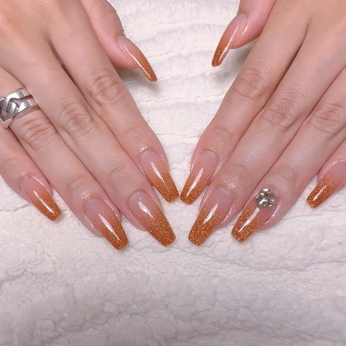 ネイル グラデーション ラメ(グリッター) ラメグラデーション cat‘s nail🐈⬛のネイルデザイン