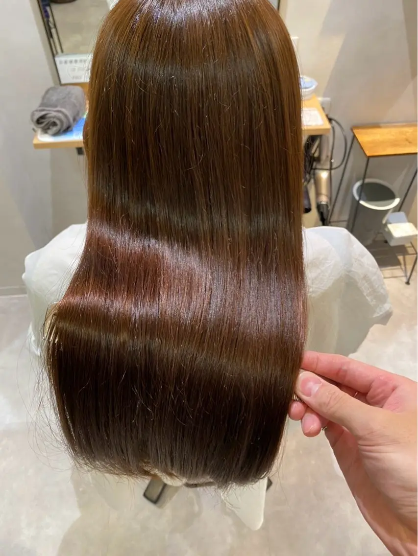 ロング ロング オオトミ ホノカのヘアスタイル