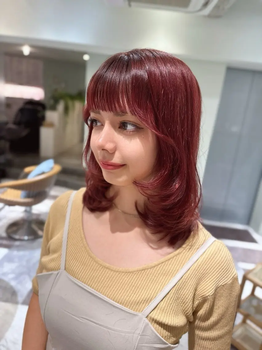 ミディアム カラー ベージュカラー 黒髪 ブリーチ ブルーカラー ブルーブラック カット ヘアカラー トリートメント 木屋元一/透明感 /前髪/レイヤーのヘアスタイル