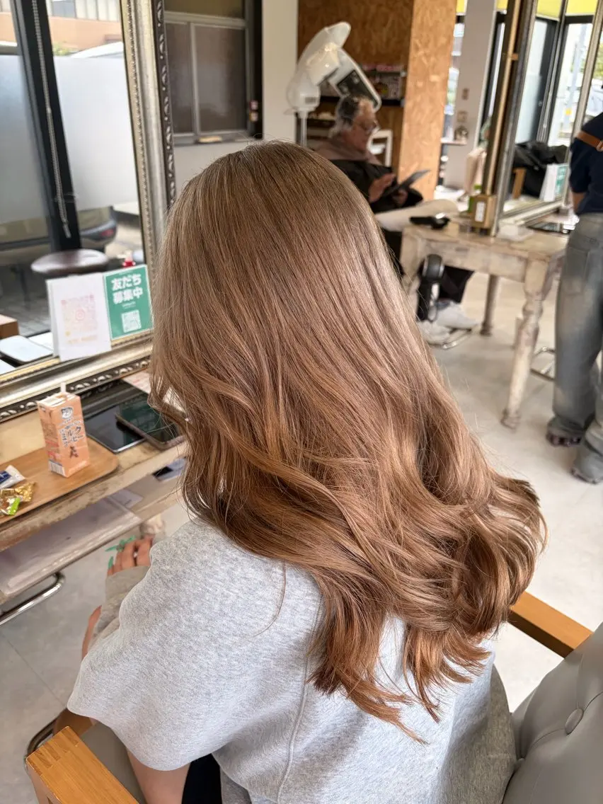 ロング ヘアカラー 野上 麗のヘアスタイル