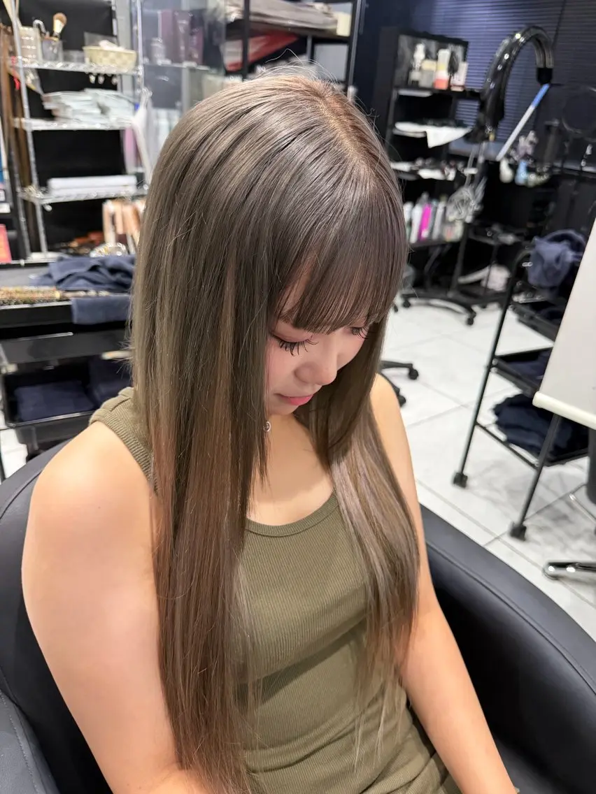 ロング エクステ カット ヘアカラー エクステ 長田 麻友子のヘアスタイル