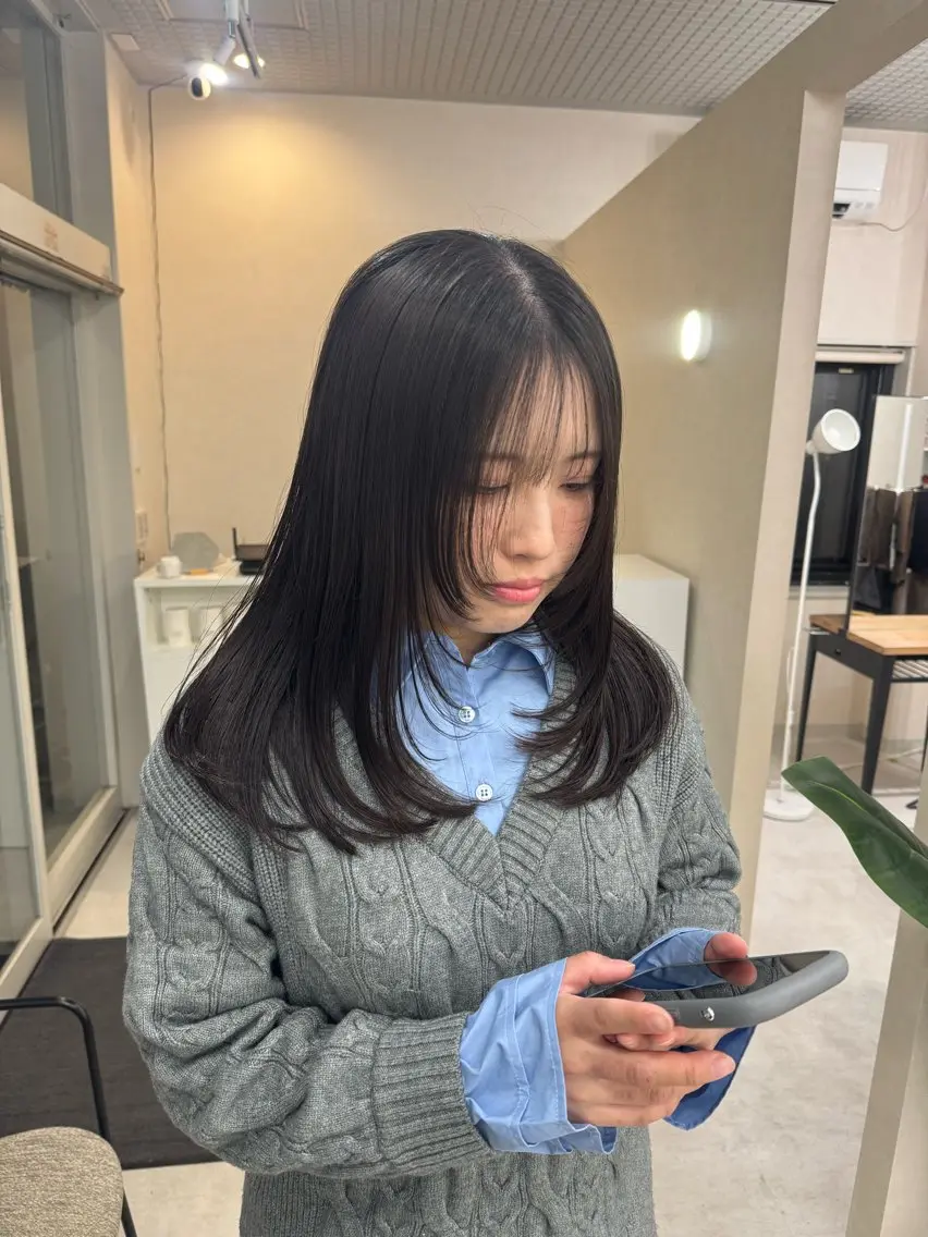 ミディアム 堀越 美羽のヘアスタイル