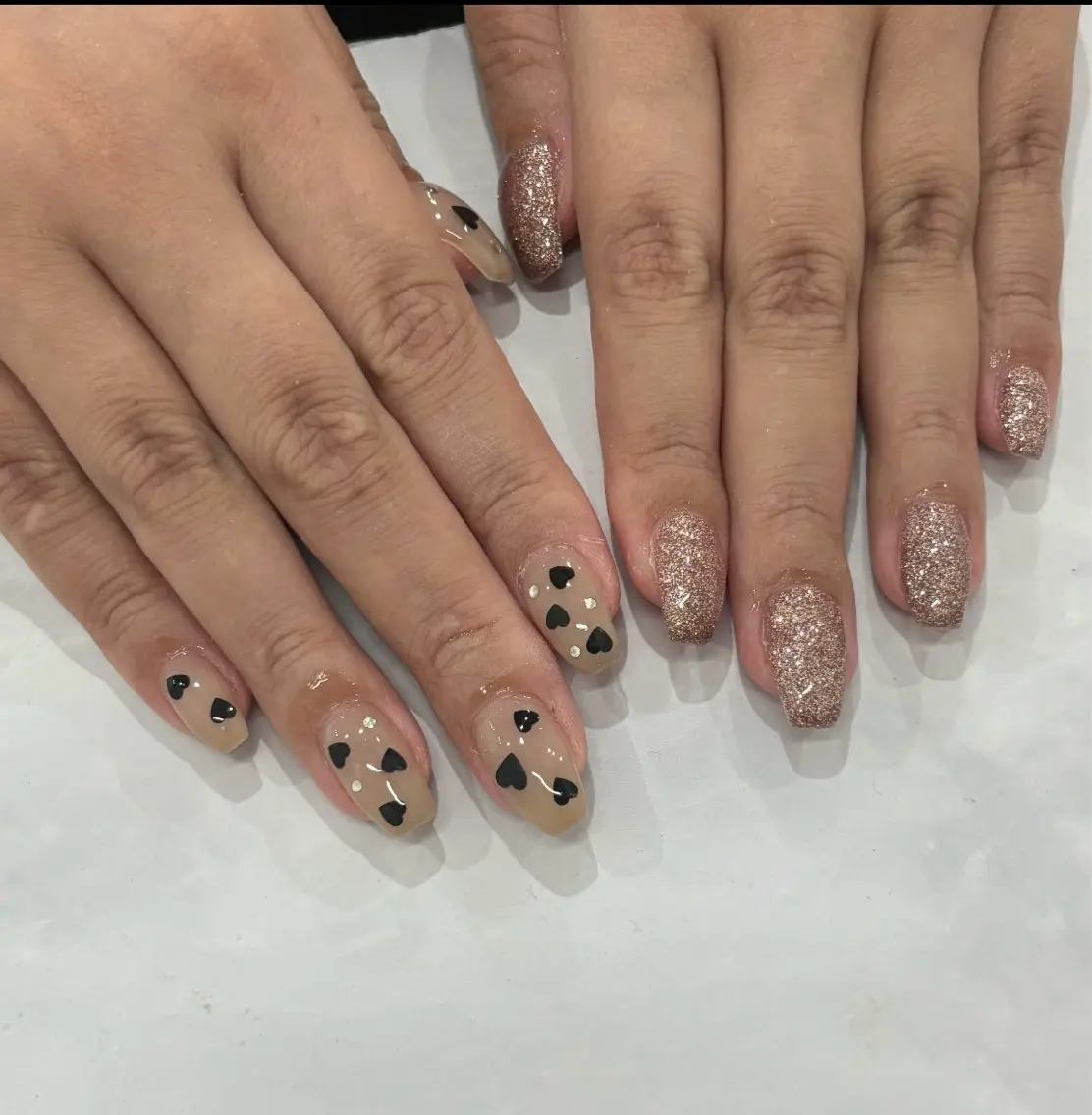 ネイル アートネイル ハート _white 上本町のネイルデザイン